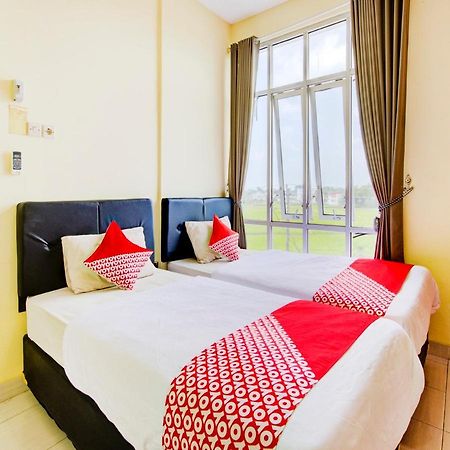 Oyo 3746 Double Tree Guesthouse Purwokerto Luaran gambar