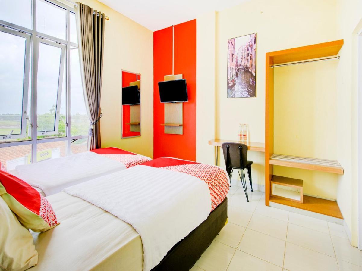 Oyo 3746 Double Tree Guesthouse Purwokerto Luaran gambar
