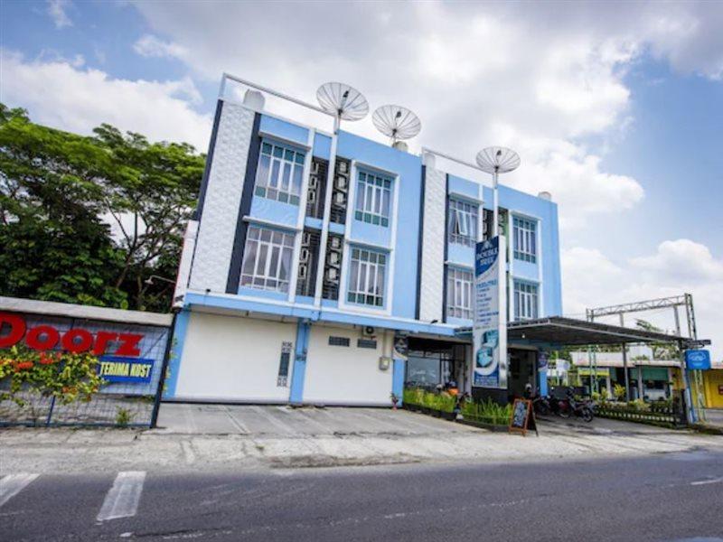 Oyo 3746 Double Tree Guesthouse Purwokerto Luaran gambar